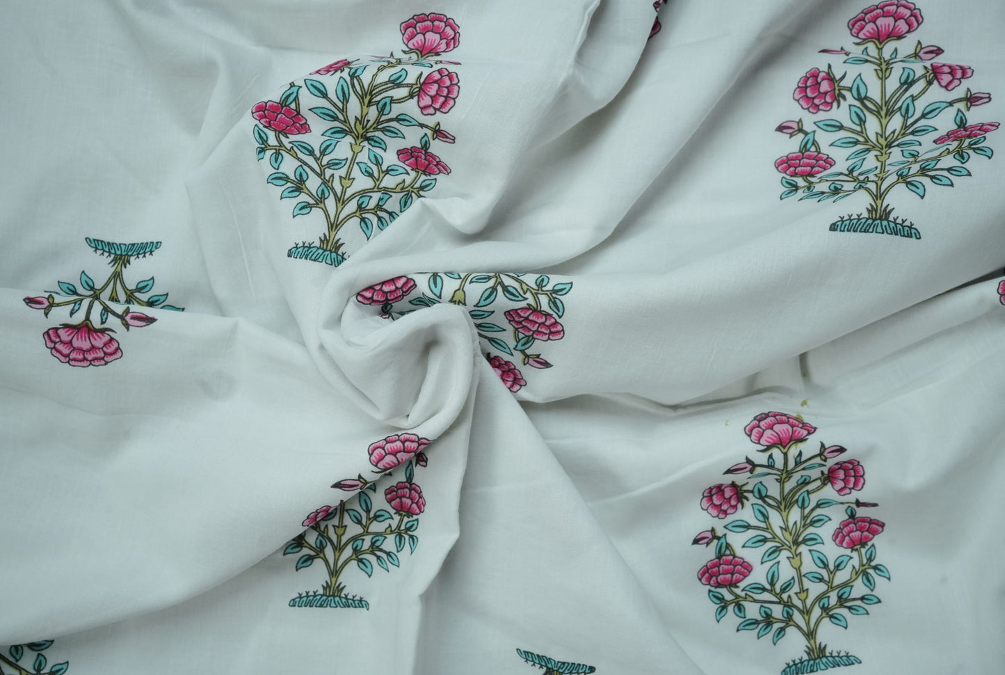 Hand Block Printed King Bedsheet with Reversible Dohar Set