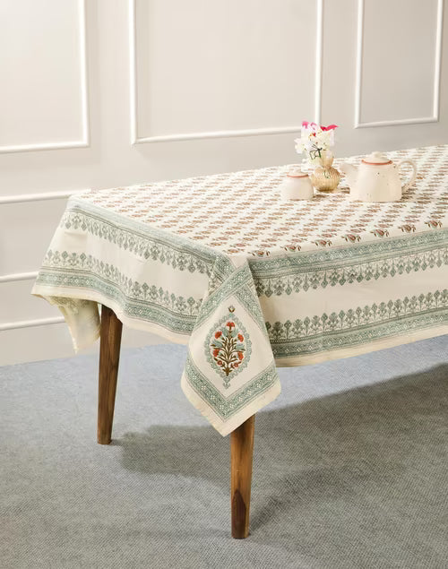 ⁠Table cover set