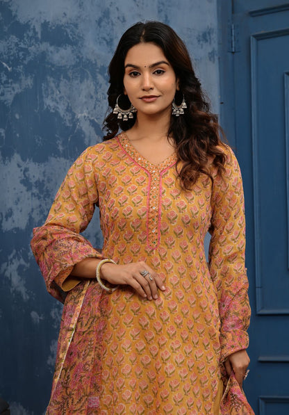 KOTA DORIA Suit Set