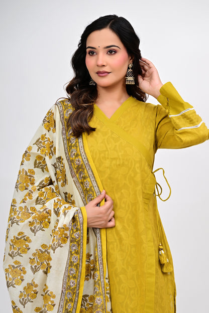 Three piece suit set